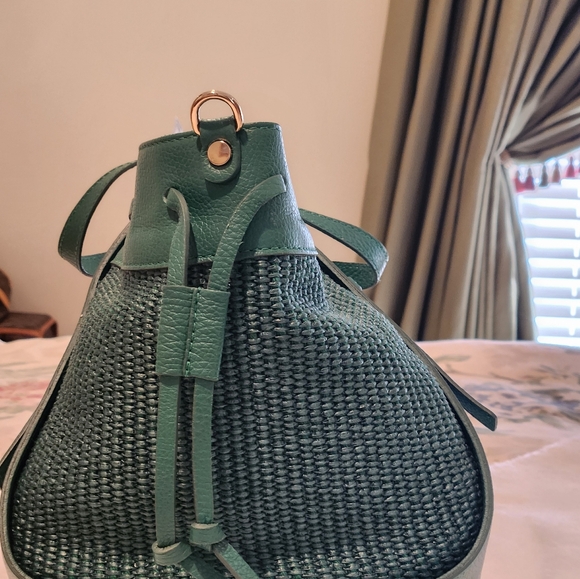 VIOLA CASTELLANI Italian Leather Handbag Tote Green Womens NWT - Picture 4 of 15